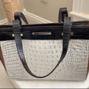 New - RARE BRAHMIN Medium Arno tote -halo amado